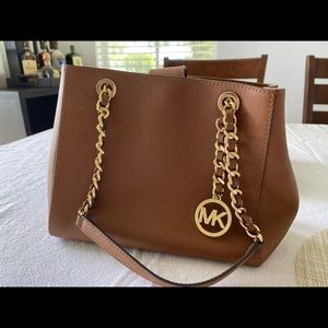 Michael Kors Bag - with removable crossbody strap. Like New.